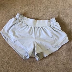 Lululemon 2.5” Low-Rise Hotty Hot Shorts
